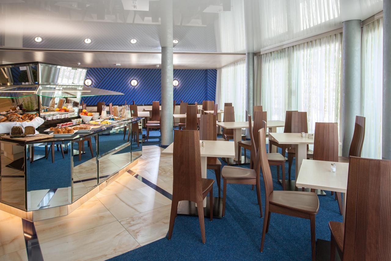 Victory Gaestehaus Therme Ердинг Екстериор снимка
